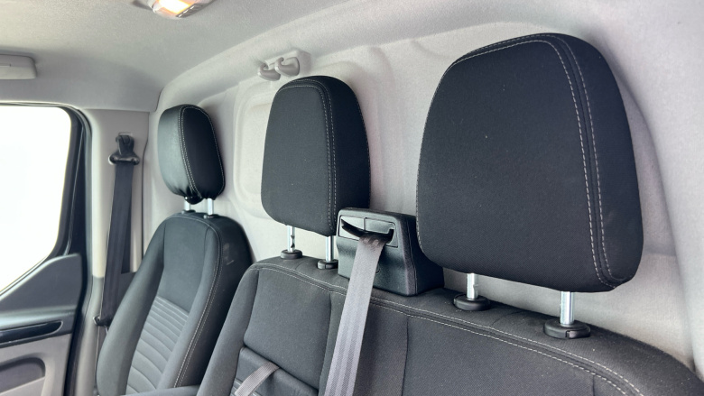 Ford Transit Custom 300 L1 Diesel Fwd 2.0 EcoBlue 130ps Low Roof Limited Van